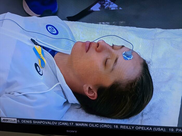 What Is This "Brain Sensor" Iga Swiatek Used Before Her Semifinal Match?