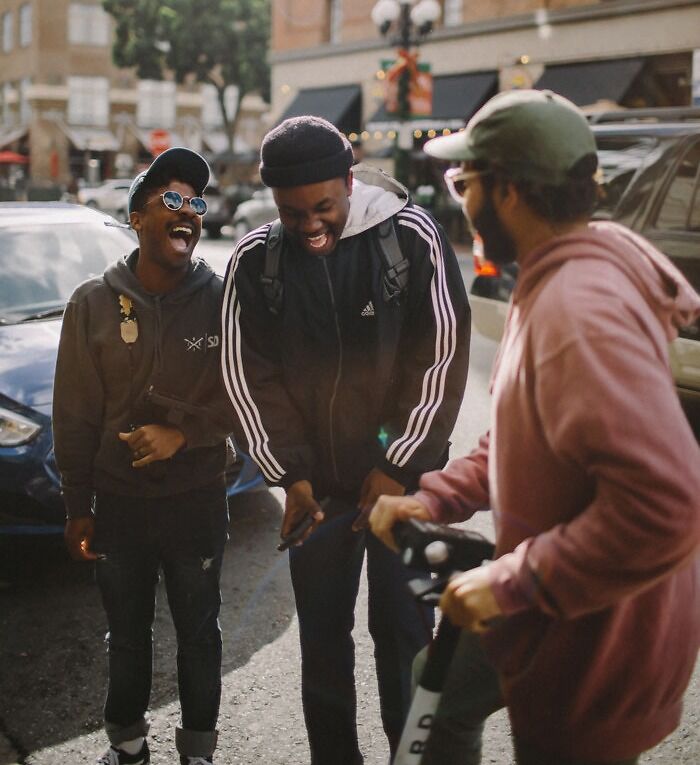 Keep In Touch With The Important People