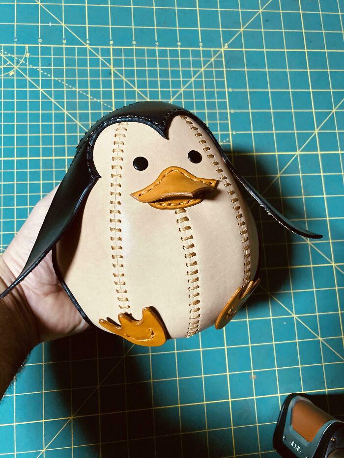 I Make Leather Polar Berd