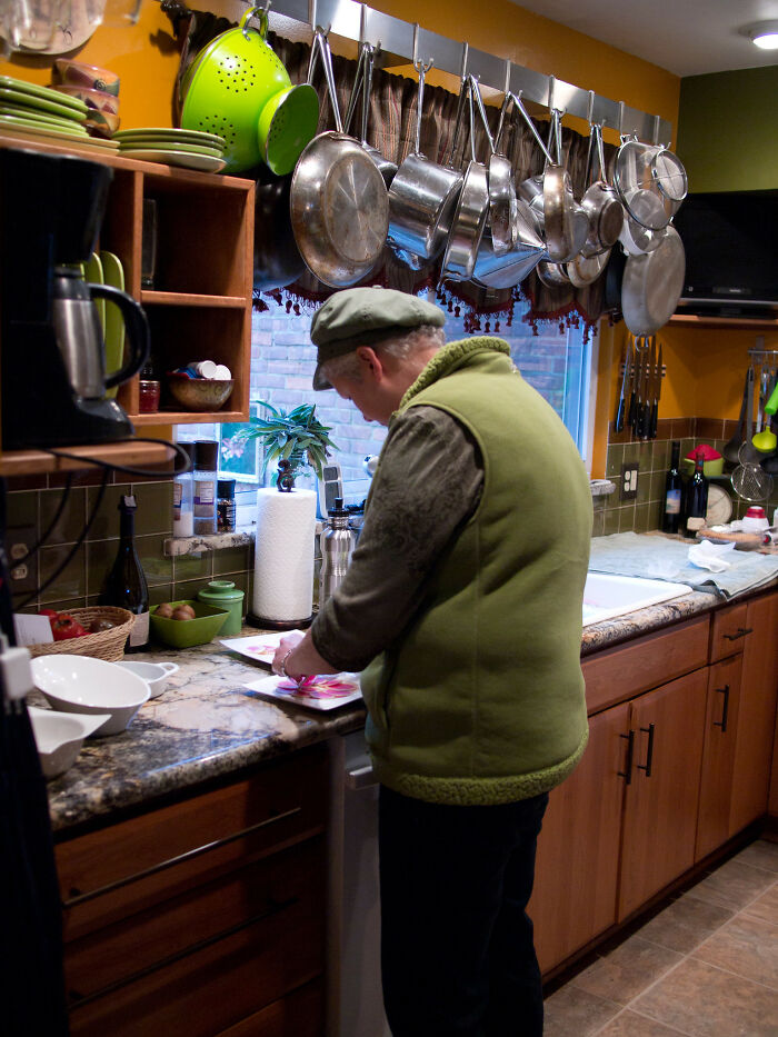 In This Viral Thread, People Are Exchanging Tips And Hacks For Living A Better Life (30 Answers)