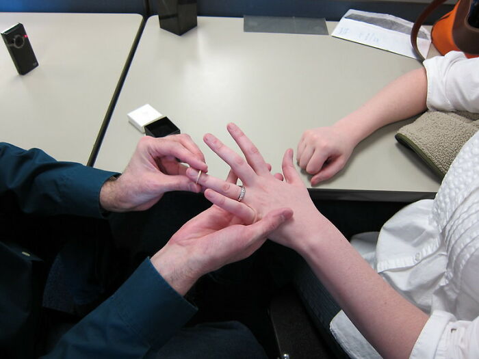 40 Bizarre Beliefs People Will Defend Until The End Of Days, As Revealed By Folks Online