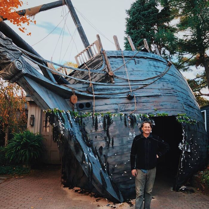 Every Year, This Talented Architect Dad Builds Something In The Driveway For Halloween, And Here Are 8 Of The Most Impressive Sculptures Every Year, This Talented Architect Dad Builds Something In The Driveway For Halloween, And Here Are 8 Of The Most Impressive Sculptures