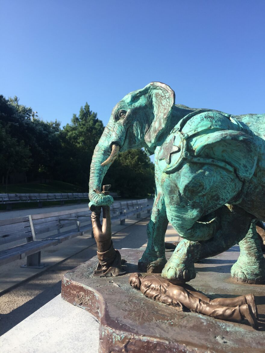 A Monument To The Brooklyn Bridge Elephant Stampede Of 1929 A Monument To The Brooklyn Bridge Elephant Stampede Of 1929