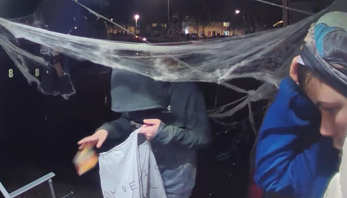 Viral Video With Over 1M Views Shows Two Kids Leaving Candy In An Empty Treat Bowl In A Heartwarming Act Of Kindness