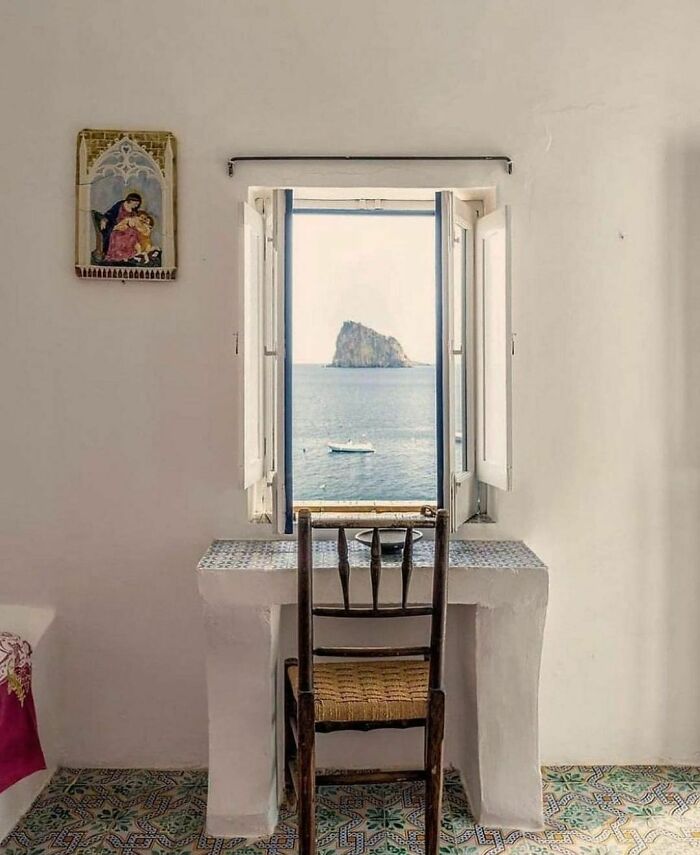 Somewhere-I-Would-Like-To-Live-Inspiring-Design