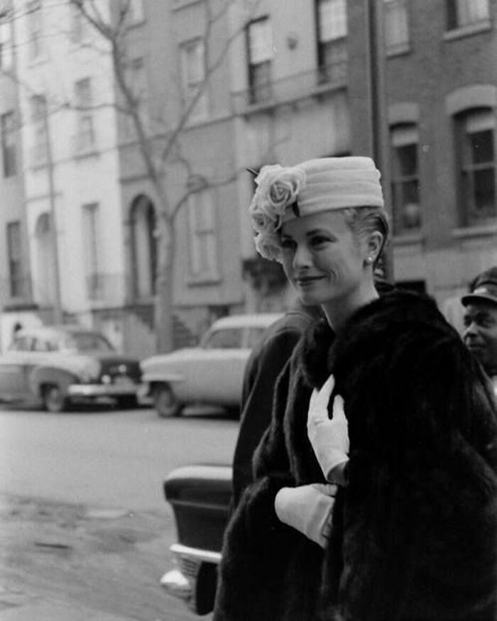 Grace Kelly Accompanied By Her Mother Margaret And Older Sister Peggy On The Day Of Her Bridal Shower, New York, 1956. Photos By Lisa Larsen