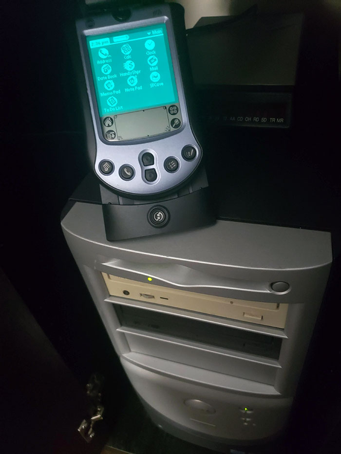 My Phone's Battery And Main PC's HDD Both Started Failing At The Same Time, So I'm Relying On These Two A Lot More For The Time Being