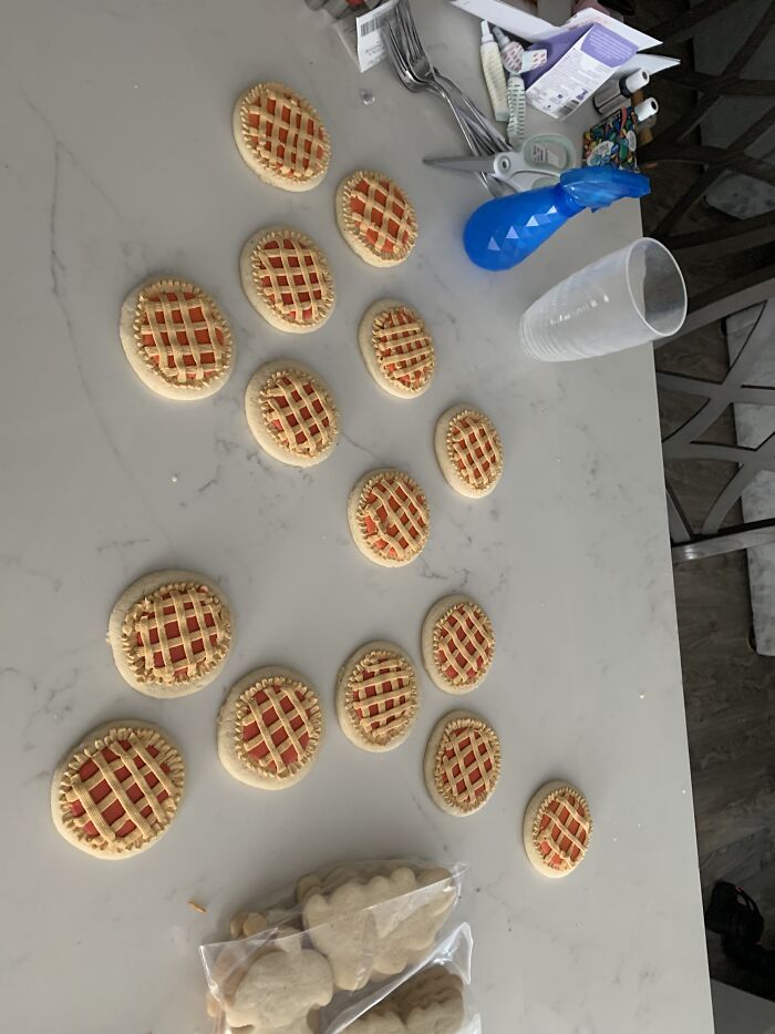 My Thanksgiving Attempt At Royal Icing Cookies
