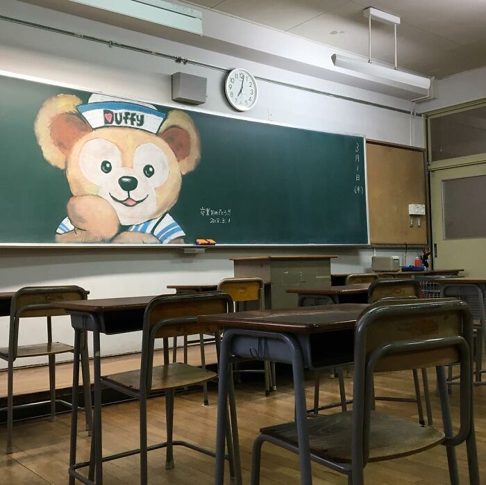 Japanese Teacher Creates Real Works Of Art On The Blackboard Before Starting Class (48 Pics)