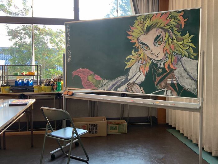 Japanese Teacher Creates Real Works Of Art On The Blackboard Before Starting Class (48 Pics)