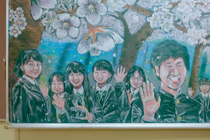 Japanese Teacher Creates Real Works Of Art On The Blackboard Before Starting Class (48 Pics)