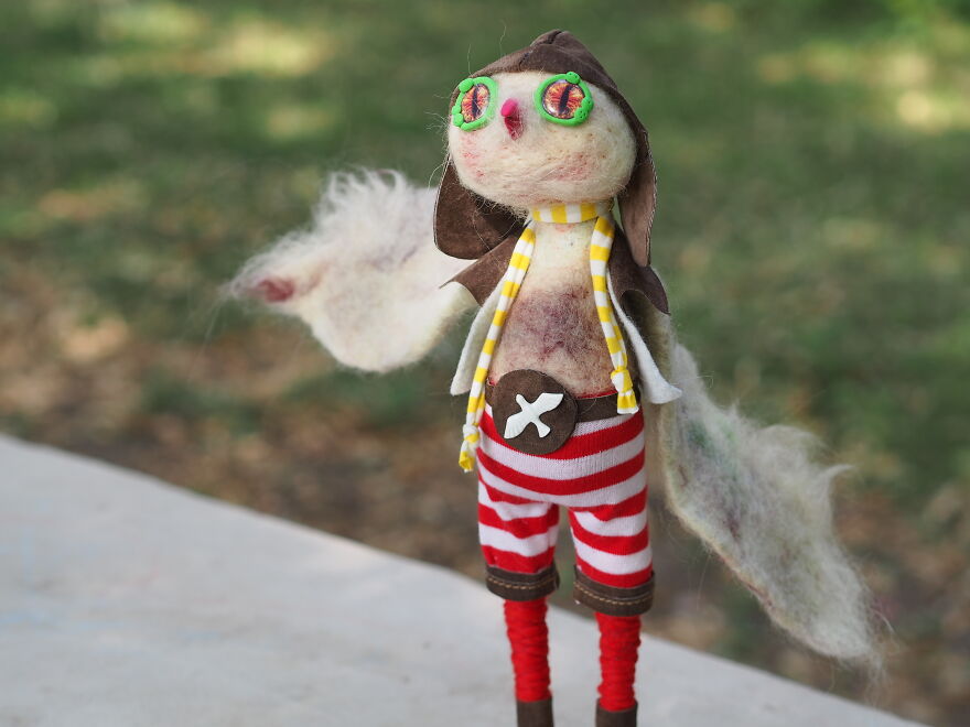 Mice, A Cat, A Pigeon And A Wool Ant Come To Life On Stage (13 Pics) Mice, A Cat, A Pigeon And A Wool Ant Come To Life On Stage (13 Pics)