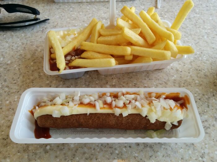 Patat Mét & Frikandel Speciaal