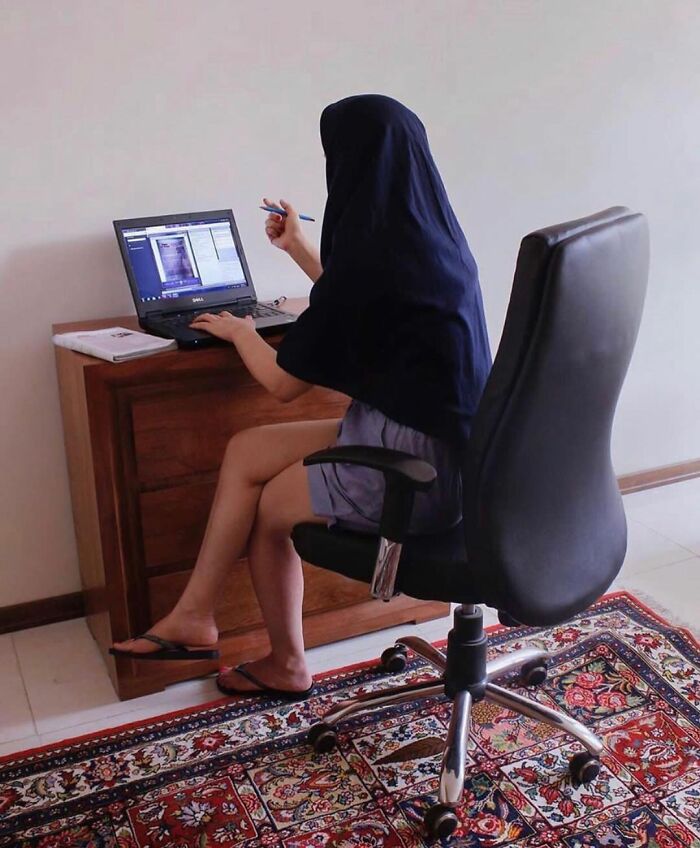 This Instagram Account Features Amusing Street Photographs And Has More Than 570 Thousand Followers (64 New Pics)