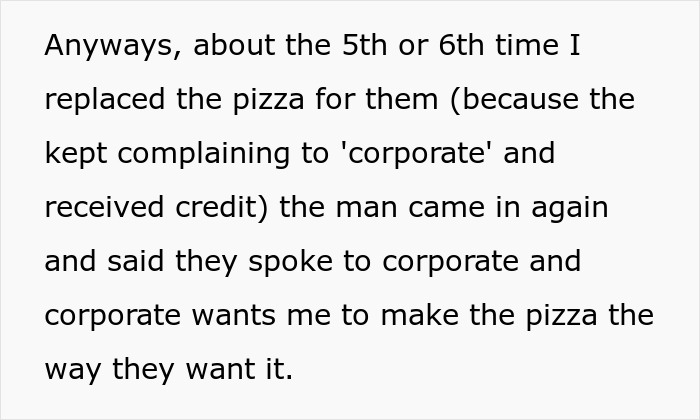 Pizza Maker Tries To Explain To Couple That They Ordered Too Many Toppings And The Pizza Won&rsquo;t Cook, They Insist And The Worker Maliciously Complies