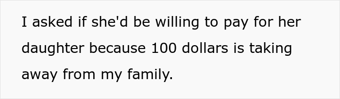Friends Bail From Restaurant Before Check Arrives And Refuse To Pay This Woman Back For It, She Complains To The Birthday Girl's Mother