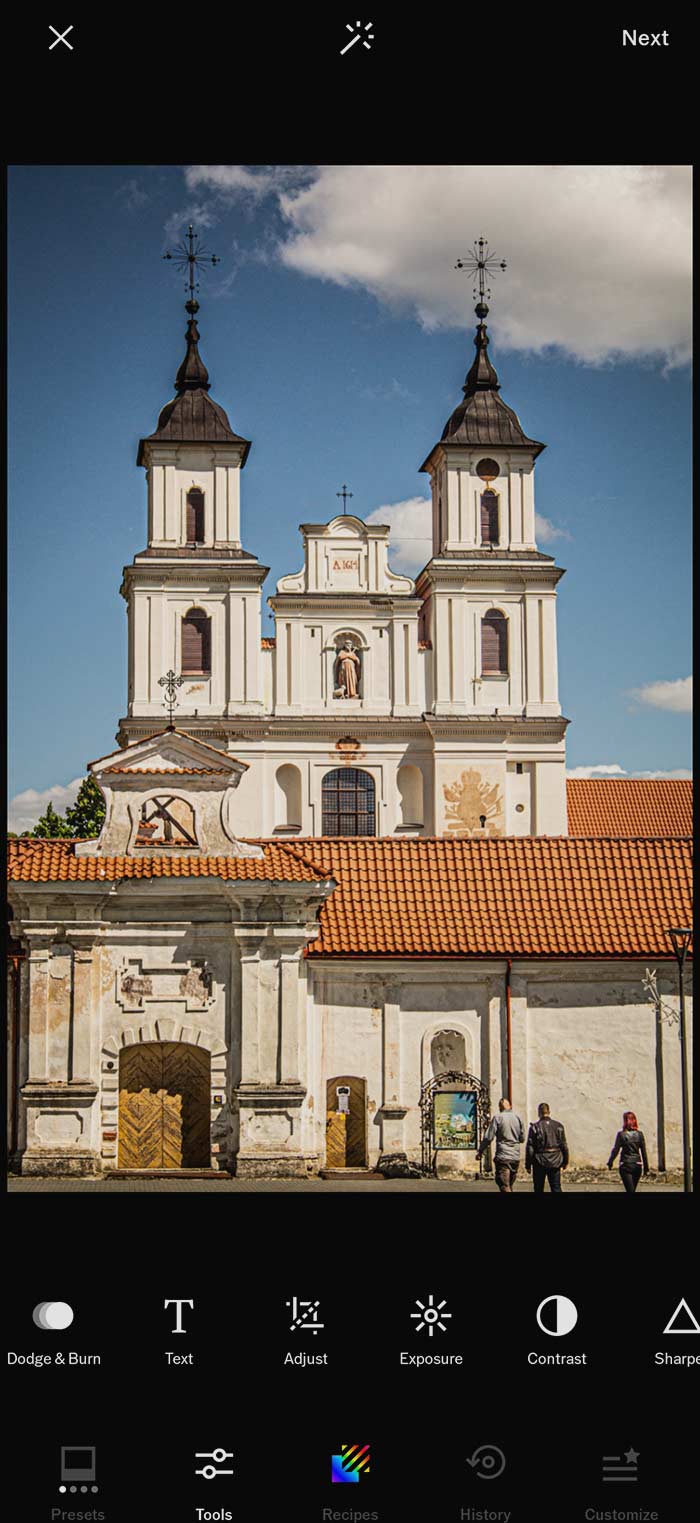 VSCO program with church picture editing