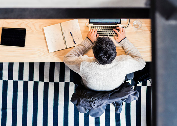 Boss Tells Employee To Quit Because They’re Spending ‘Too Much’ Time On The Company Website, Is Shocked When They Do Boss Tells Employee To Quit Because They’re Spending ‘Too Much’ Time On The Company Website, Is Shocked When They Do