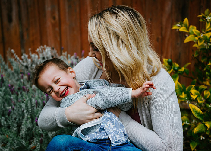 Someone Asks Childfree People Over 40 How They Feel About Not Having Kids, Gets 30 Honest Answers