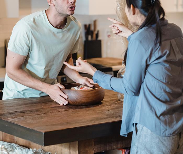 Man Refuses To Pay His Stepdaughter For The Cake She Baked For His Birthday, Family Drama Ensues Man Refuses To Pay His Stepdaughter For The Cake She Baked For His Birthday, Family Drama Ensues