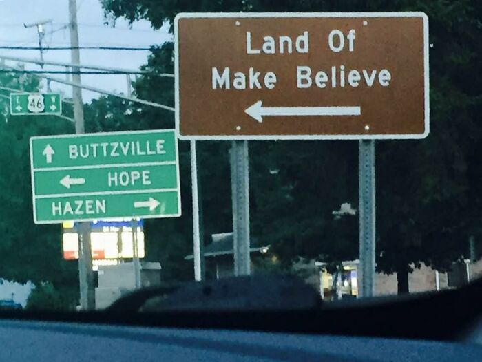 Funny-The-Absurd-Sign-Project