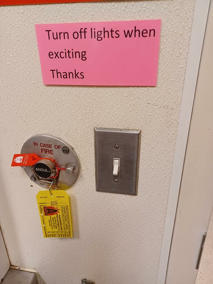 Funny-The-Absurd-Sign-Project