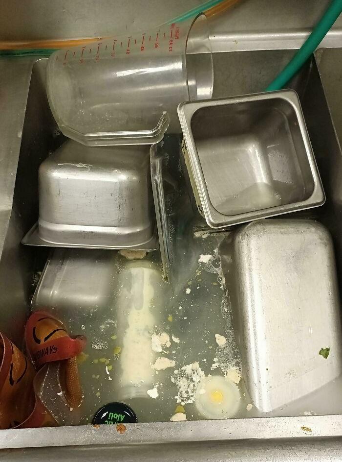 Lo que he encontrado hoy en el trabajo... Yo abro la tienda