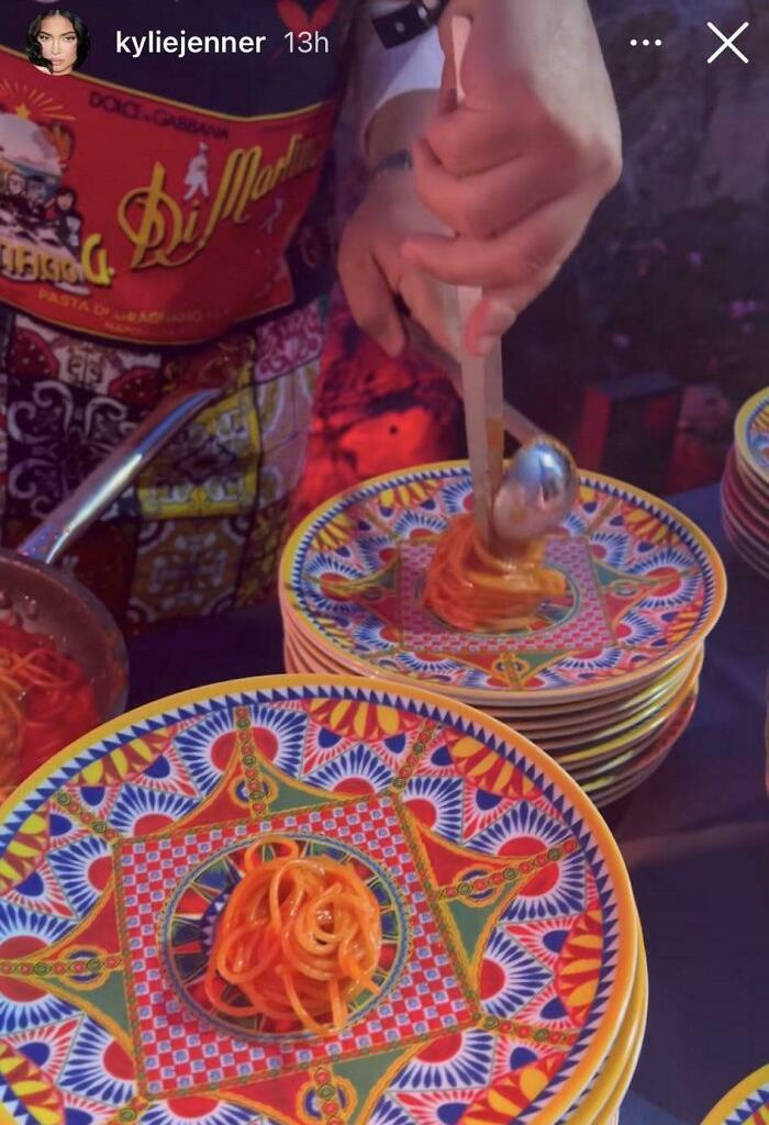 Pasta Portion Size At Kourtney Kardashian’s Wedding