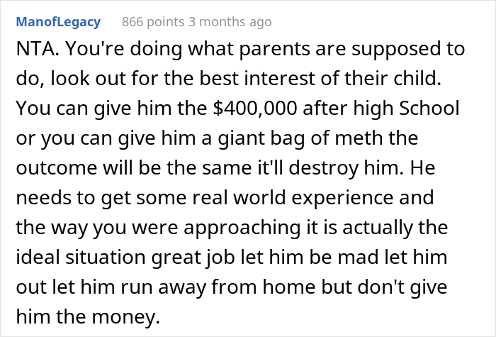 Son Faces Dad's "Ultimatum" After Refusing To Attend College And Wanting To Use His $400K Tuition Money For Starting A Business