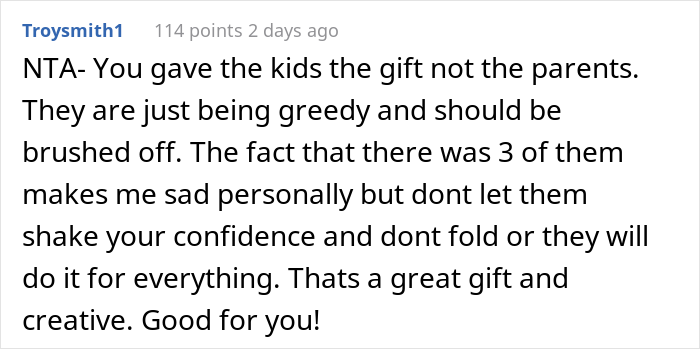Parent Gives Their Son's Kindergarten Classmates Movie Vouchers, Calls Other Parents "Greedy" And "Cheap" After They Confront Them Parent Gives Their Son's Kindergarten Classmates Movie Vouchers, Calls Other Parents "Greedy" And "Cheap" After They Confront Them
