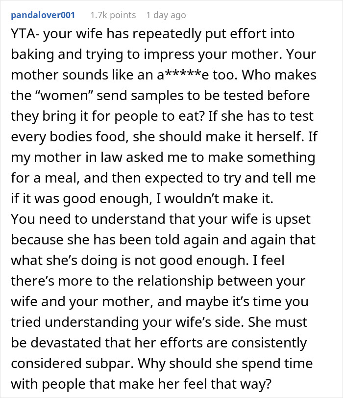 Guy Can't Believe His Wife Wants To Bail On Family Christmas Because Of His Mom's Tradition, The Internet Gives Him A Reality Check