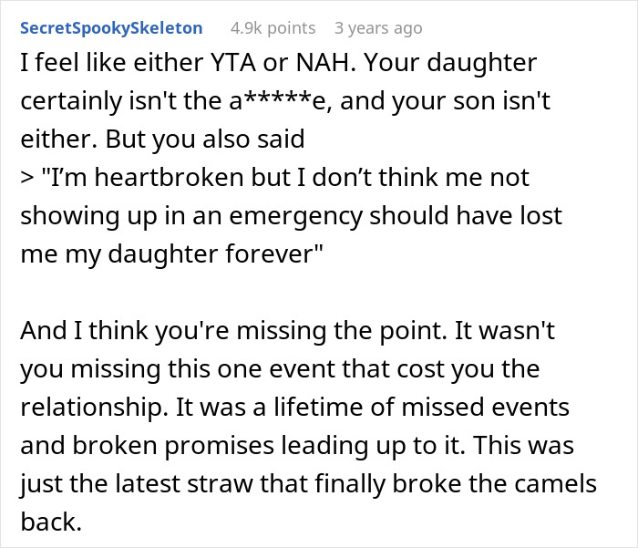 This Woman Doesn’t See Her Mom At Award Ceremony Because She Missed It To Be With Her Autistic Brother, Cuts All Ties With Her This Woman Doesn’t See Her Mom At Award Ceremony Because She Missed It To Be With Her Autistic Brother, Cuts All Ties With Her