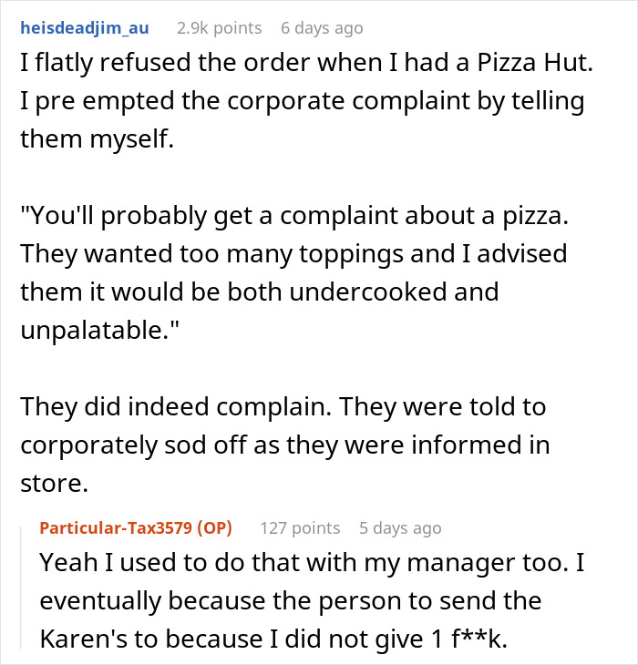 Pizza Maker Tries To Explain To Couple That They Ordered Too Many Toppings And The Pizza Won&rsquo;t Cook, They Insist And The Worker Maliciously Complies