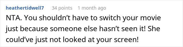 Woman Demands Another Plane Passenger Turn Off Her Movie So She Can Avoid Spoilers, Starts Acting Petty When She Refuses