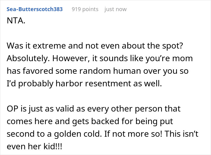 Man Travels 8 Hours To His Mom's, Walks Out On Her After She Shows Favoritism To Her 'Adoptive' Neighbor Man Travels 8 Hours To His Mom's, Walks Out On Her After She Shows Favoritism To Her 'Adoptive' Neighbor