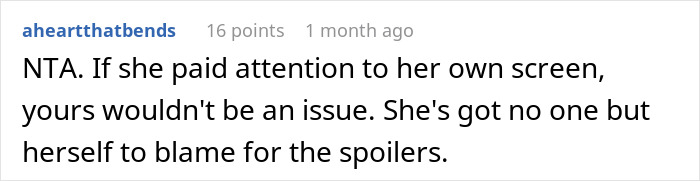 Woman Demands Another Plane Passenger Turn Off Her Movie So She Can Avoid Spoilers, Starts Acting Petty When She Refuses