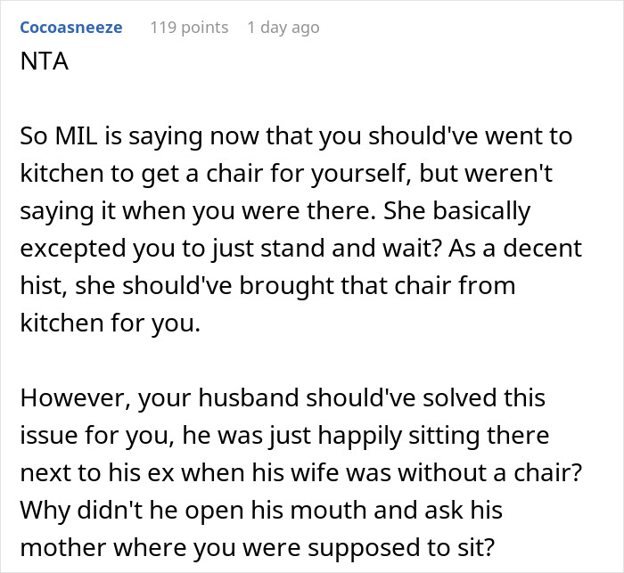 Woman Sits On Husband's Lap During Thanksgiving, Making It Very Awkward For His Mom And His Ex That She Invited To The Dinner