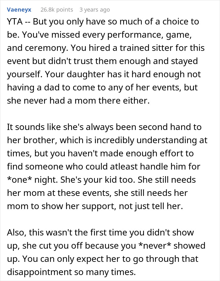 This Woman Doesn’t See Her Mom At Award Ceremony Because She Missed It To Be With Her Autistic Brother, Cuts All Ties With Her This Woman Doesn’t See Her Mom At Award Ceremony Because She Missed It To Be With Her Autistic Brother, Cuts All Ties With Her