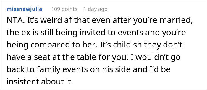 Woman Sits On Husband's Lap During Thanksgiving, Making It Very Awkward For His Mom And His Ex That She Invited To The Dinner