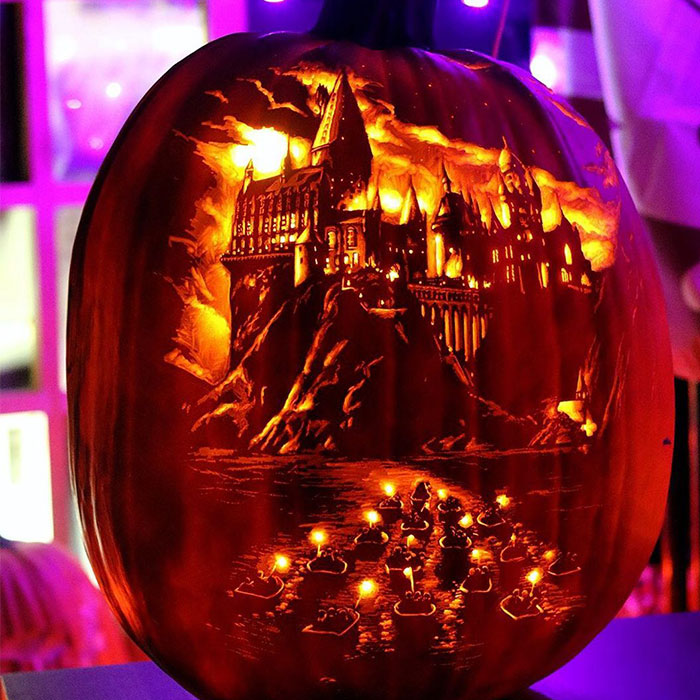 Incredibly Detailed Pumpkins With References To Pop-Culture, Movies, Celebrities And Other Things Made By This Artist (63 Pics)