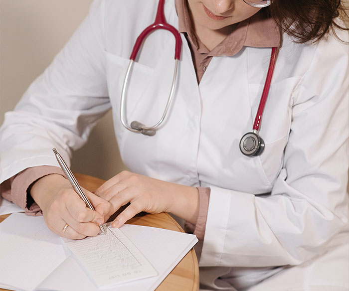 “I Ended Up Losing My Mind”: Man Asks If He Was Wrong To Yell At His Wife After She Woke Him Up To Help With The Kids “I Ended Up Losing My Mind”: Man Asks If He Was Wrong To Yell At His Wife After She Woke Him Up To Help With The Kids