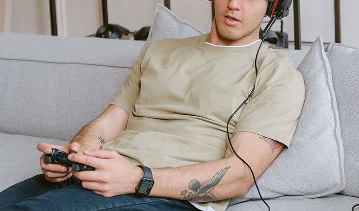 The Internet Is Ripping Apart This Gamer Dad Who 'Forgot' To Change Baby's Diaper For 9 Hours And Tried To Put The Blame On The Wife The Internet Is Ripping Apart This Gamer Dad Who 'Forgot' To Change Baby's Diaper For 9 Hours And Tried To Put The Blame On The Wife