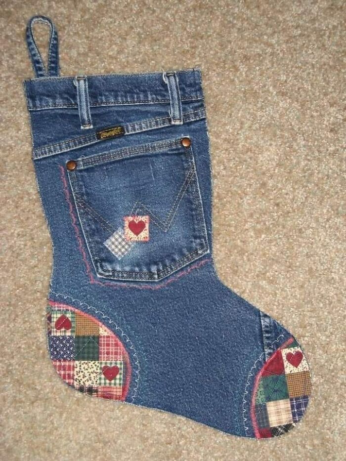 I Don't Have Money To Buy New Fabrics, So I Used What I Already Had In My House, Please Don't Criticize