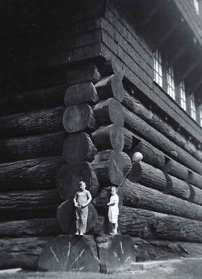 1905 Log Cabin In Oregon