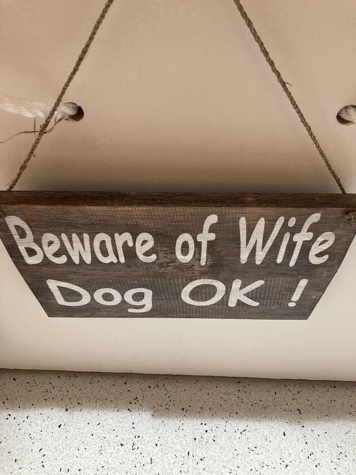 Funny-The-Absurd-Sign-Project