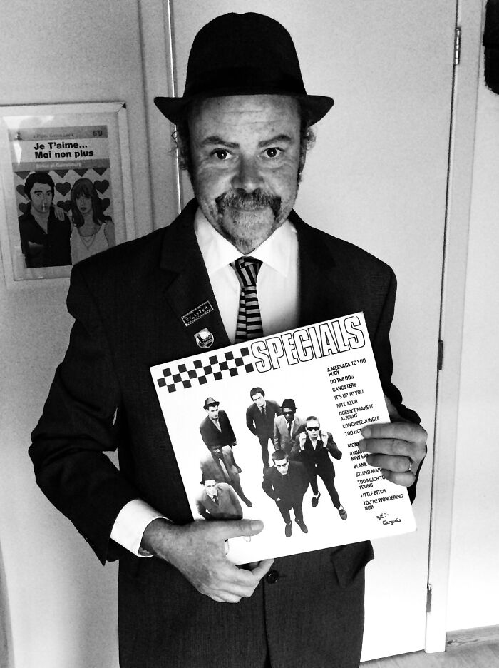 I Dressed As 40 Albums And Artists For A Lockdown Challenge, Here Are My 15 Pics