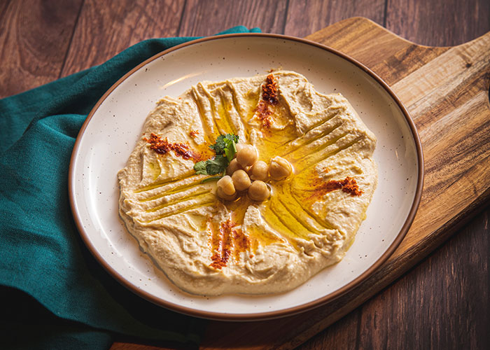 “If You Use A Glass Cutting Board, We Can’t Be Friends”: 50 People Share Their Most “Gatekeeping” Culinary Opinions