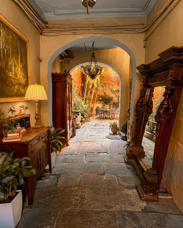 I Could Hide In This Spot All Weekend. It’s Always Random, What You’ll Discover When Walking Around A Neighborhood. The Streets Of Nola, Did Not Disappoint