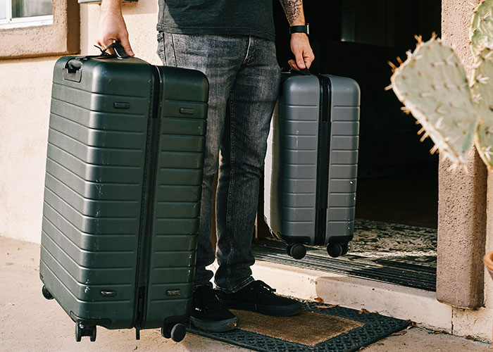 "He Is Bleeding Money Of About $6,000 Per Month": Woman Is Fed Up With Neighbors Making Noise, Accidentally Uncovers And Shuts Down An Illegal Airbnb "Ring" "He Is Bleeding Money Of About $6,000 Per Month": Woman Is Fed Up With Neighbors Making Noise, Accidentally Uncovers And Shuts Down An Illegal Airbnb "Ring"