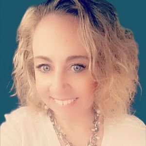 Portia the Pretty Mess